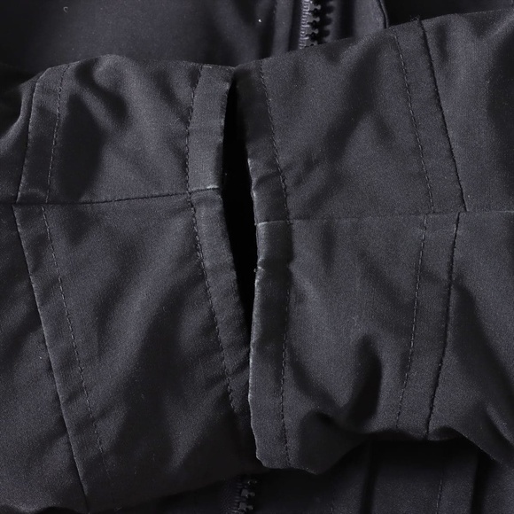 CANADA GOOSE Vancouver Down Jacket Small Black Authentic Men Used - Picture 13 of 14